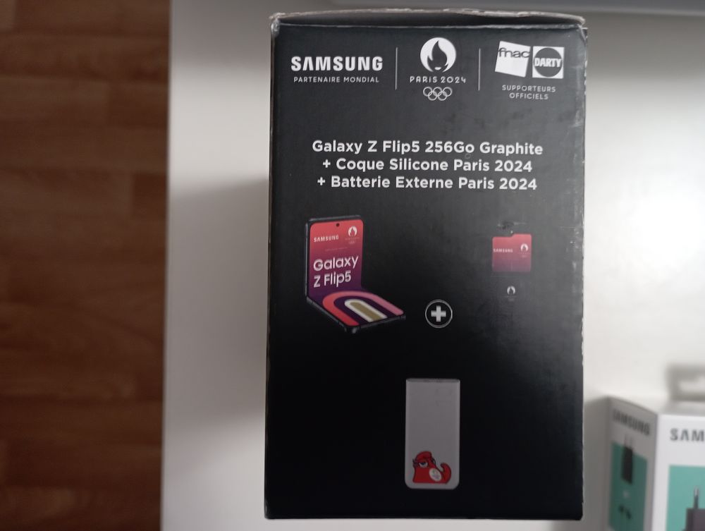 Galaxy Z FLIP5 Samsung Téléphones et tablettes