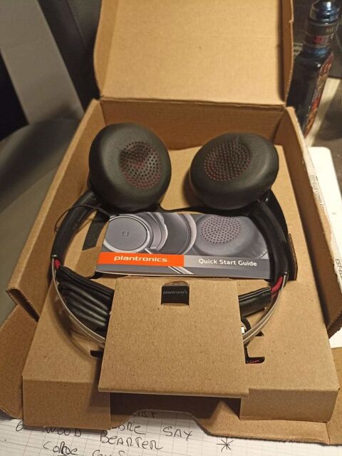 Plantronics voyager focus uc matriel neuf 100 Narbonne (11)