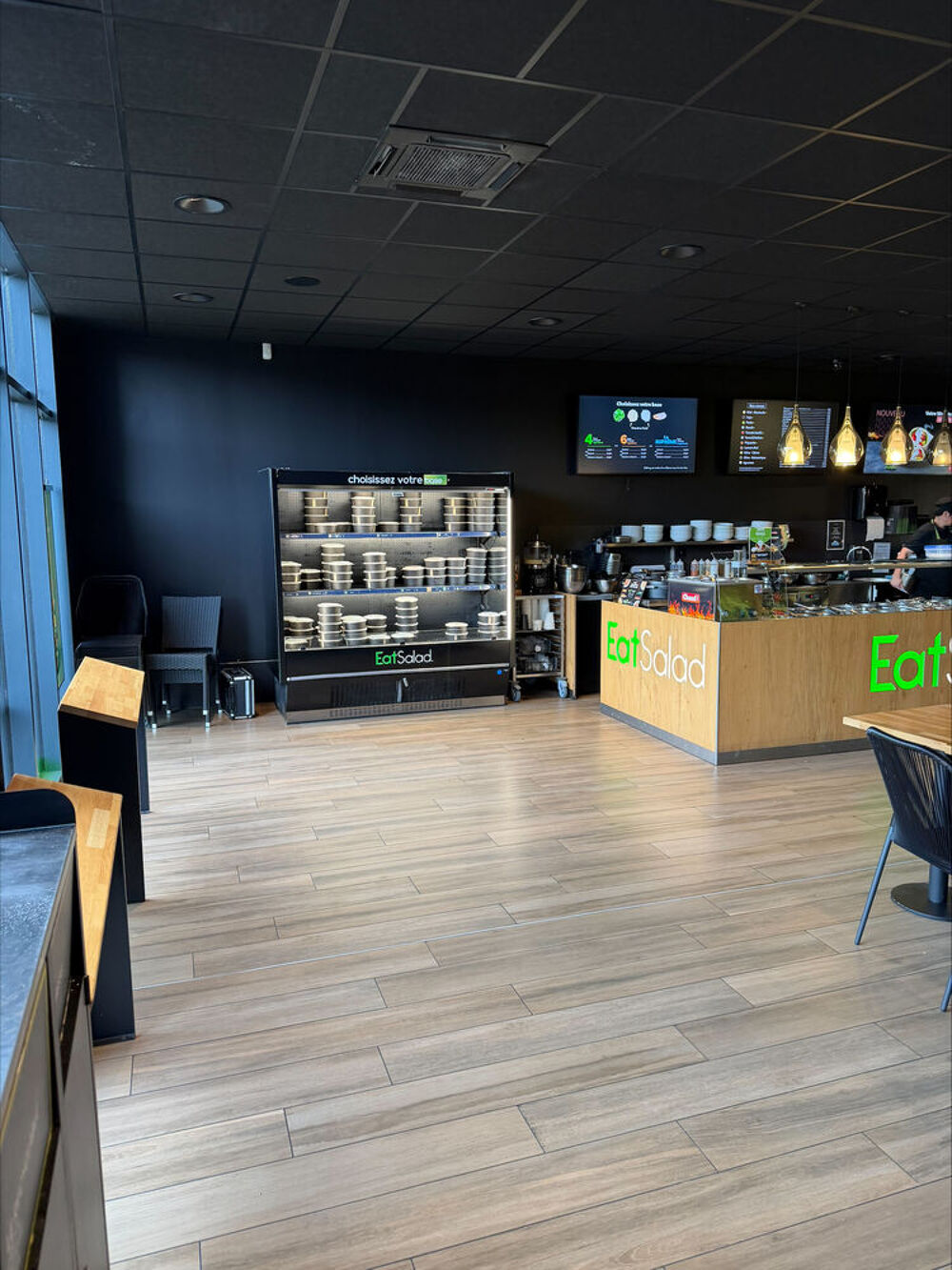 Vente Investisseur CLERMONT-FERRAND ? MURS COMMERCIAUX LOUÉS ? 440,90 m² Clermont-ferrand