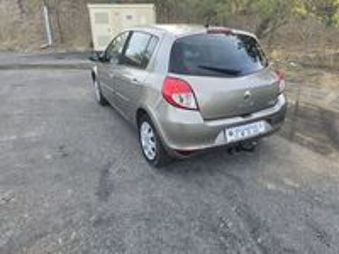 Clio III 1.5 dCi 105 eco2 Dynamique (6 CV) 2009 occasion 31140 Aucamville