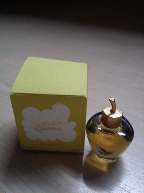 Miniature de parfum  5 Vannes (56)