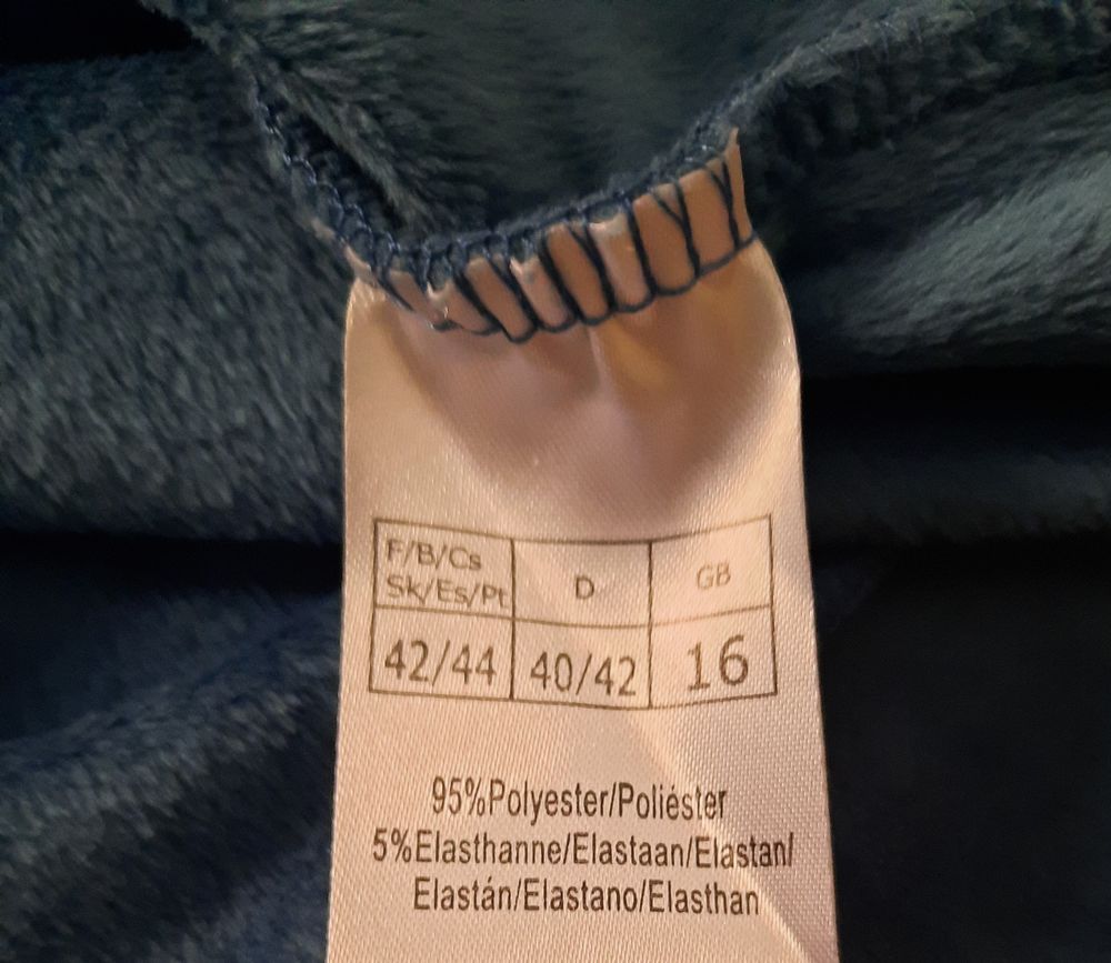 Robe de d&eacute;tente bleu en velours et polaire T 42 V�tements