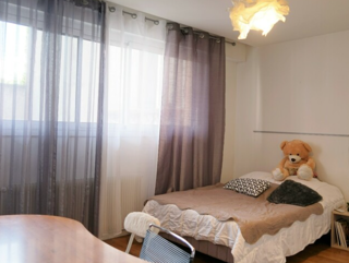  Appartement à louer 4 pièces 113 m²