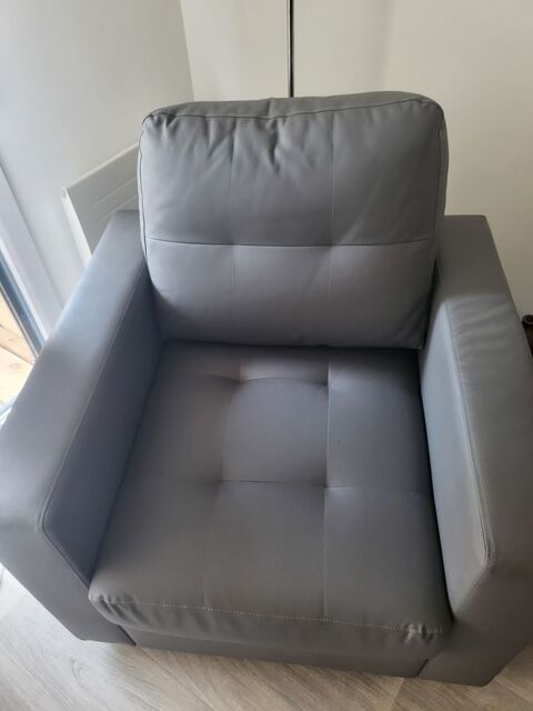 Fauteuil 0 Meaux (77)