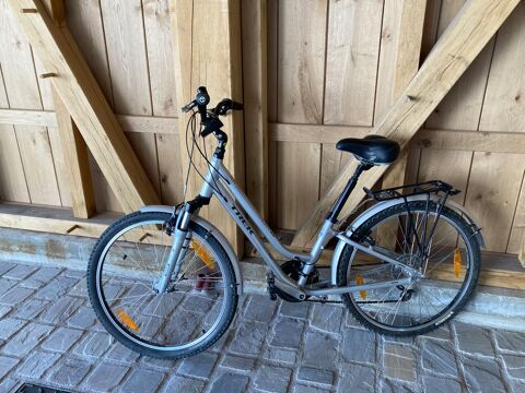 velo de route femme 350 Bayonville-sur-Mad (54)