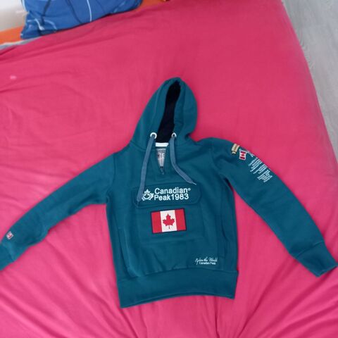 SWEAT vert sapin, marque CANADIAN PEAK 1983, taille 38  5 Sainte-Suzanne (25)