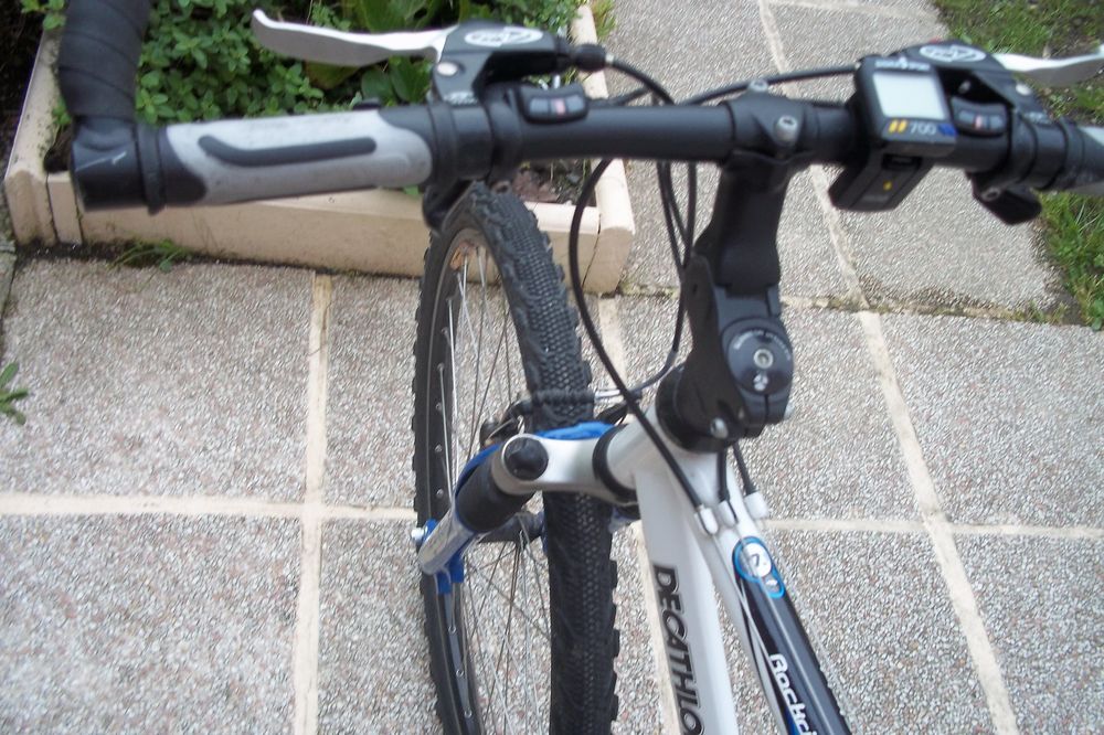 V&eacute;lo rochrider d&eacute;cathlon Vélos