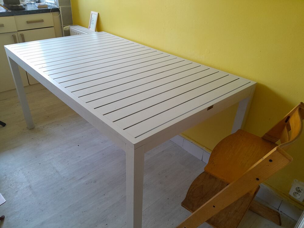 Table de jardin Meubles