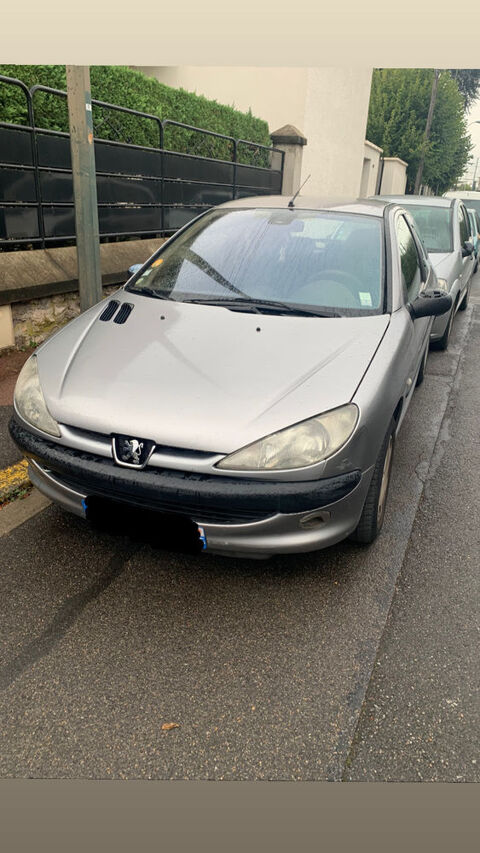 Peugeot 206 1.6i 16V XT Premium A 2001 occasion Champigny-sur-Marne 94500