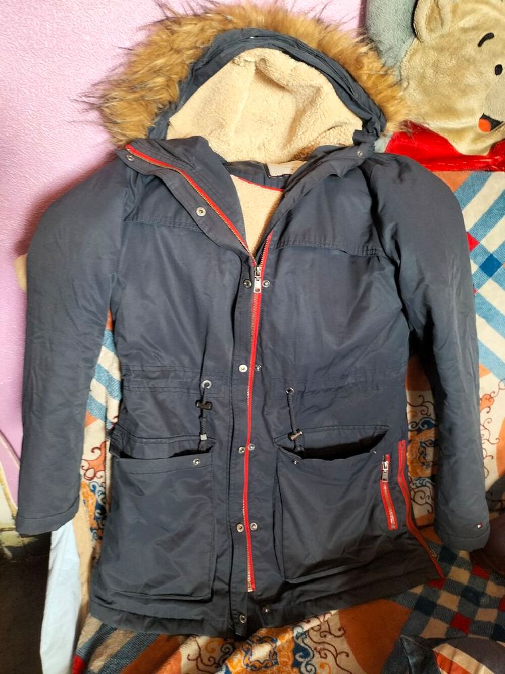 Veste a capuche tommy Hilfiger taille S tr&egrave;s bon &eacute;tat Vêtements