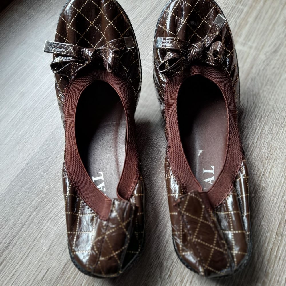 Ballerines marrons motif losanges Chaussures