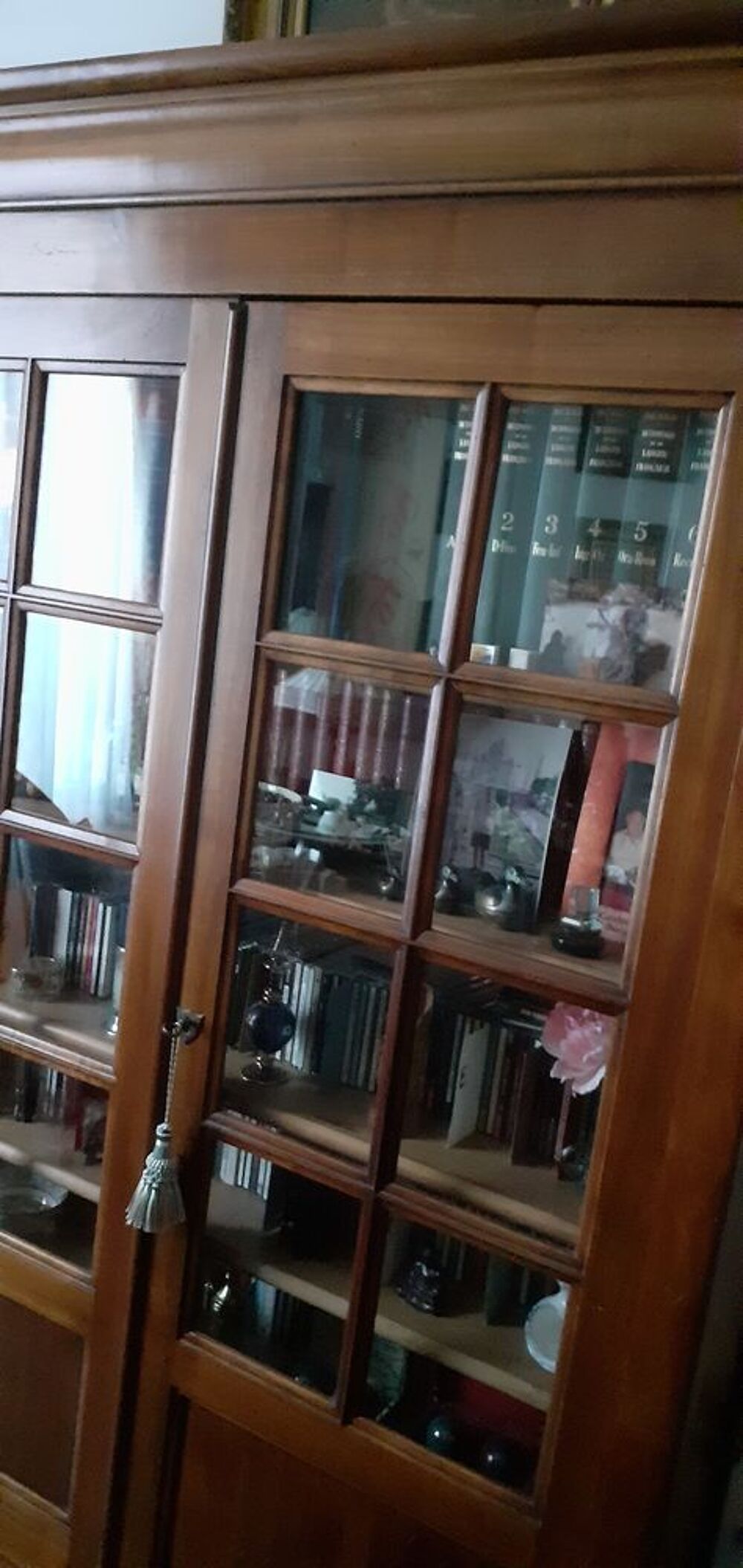 BIBLIOTHEQUE EN BOIS MASSIF Meubles