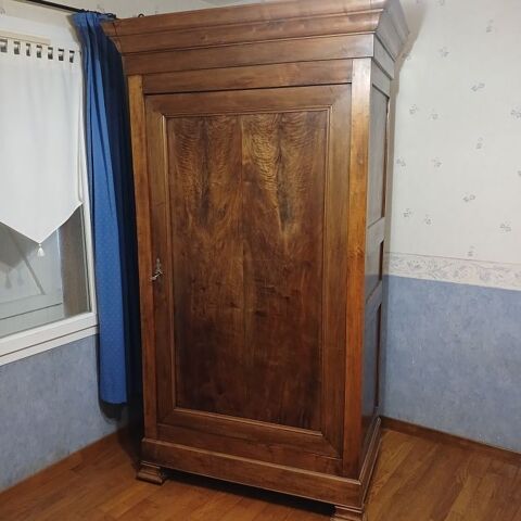 armoire-penderie ancienne noyer 120 Vendeuvre-du-Poitou (86)