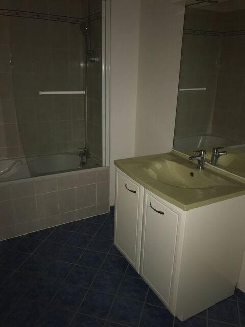  bel appart t3 avec jardin sur st seurin sur l'isle  Appartement - 3 pièce(s) - 80 m²