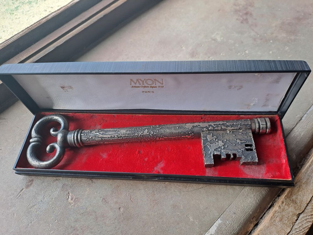 briquet cl&eacute; 