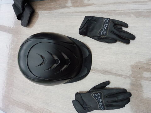 casque et gants equitation 18 Herbault (41)