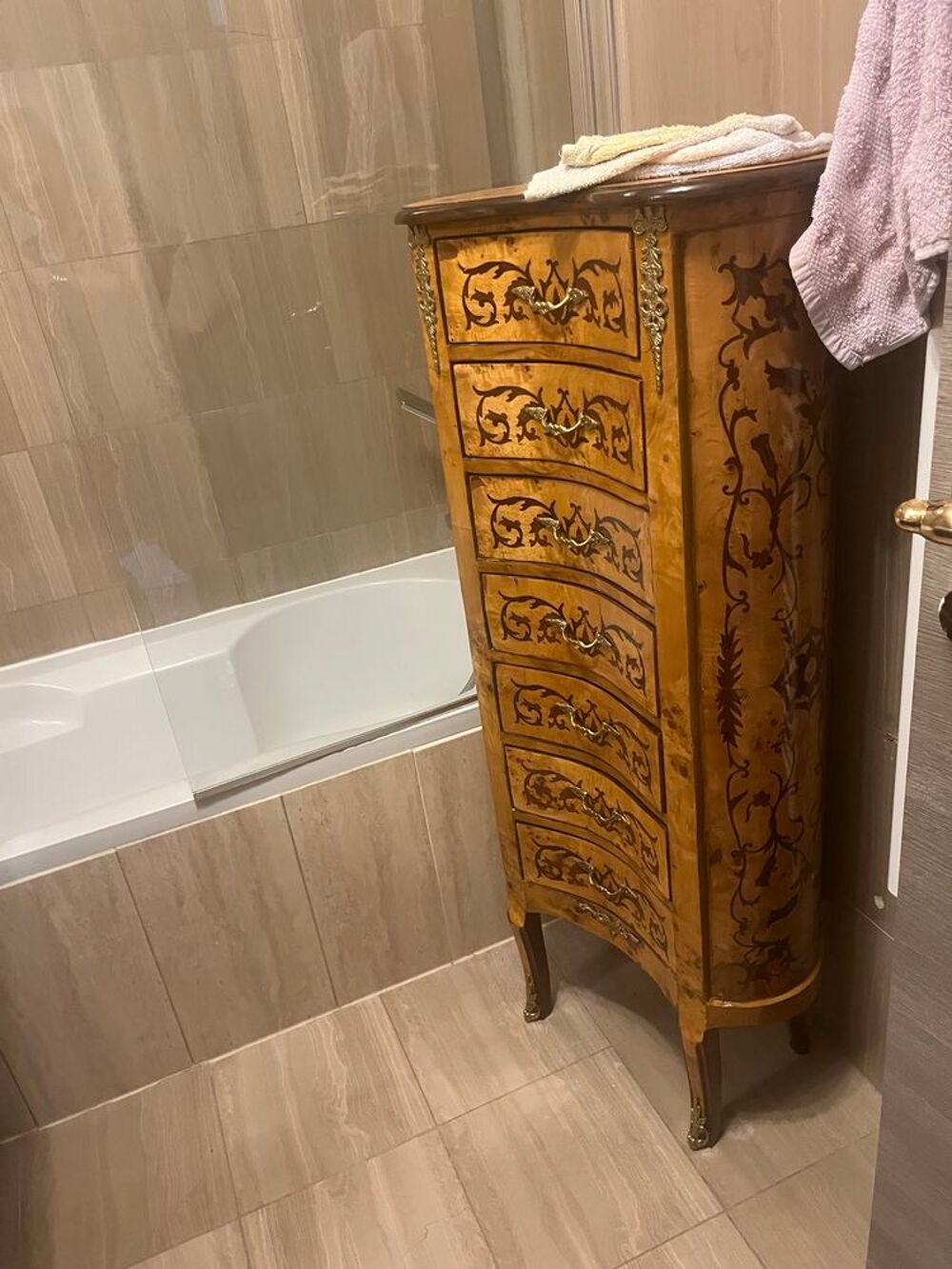 chiffonnier, semainier en bois, style empire Meubles
