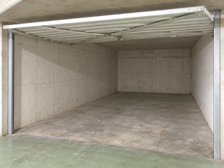 Vente Parking/Garage Grand box fermé env. 14,5 m² ? Saint-Mandé Mairie ? très séc Saint-mandé