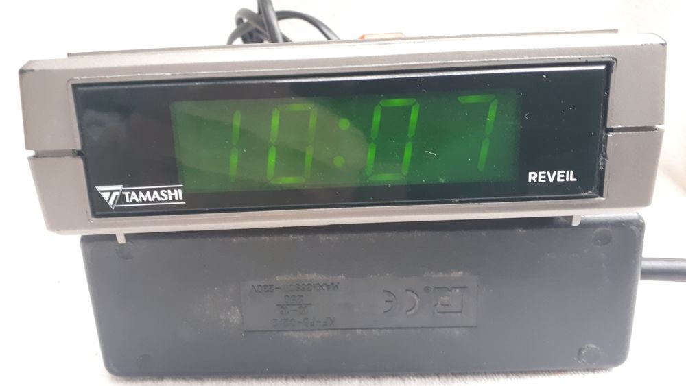 R&eacute;veil &eacute;lectronique &agrave; leds Tamashi Audio et hifi