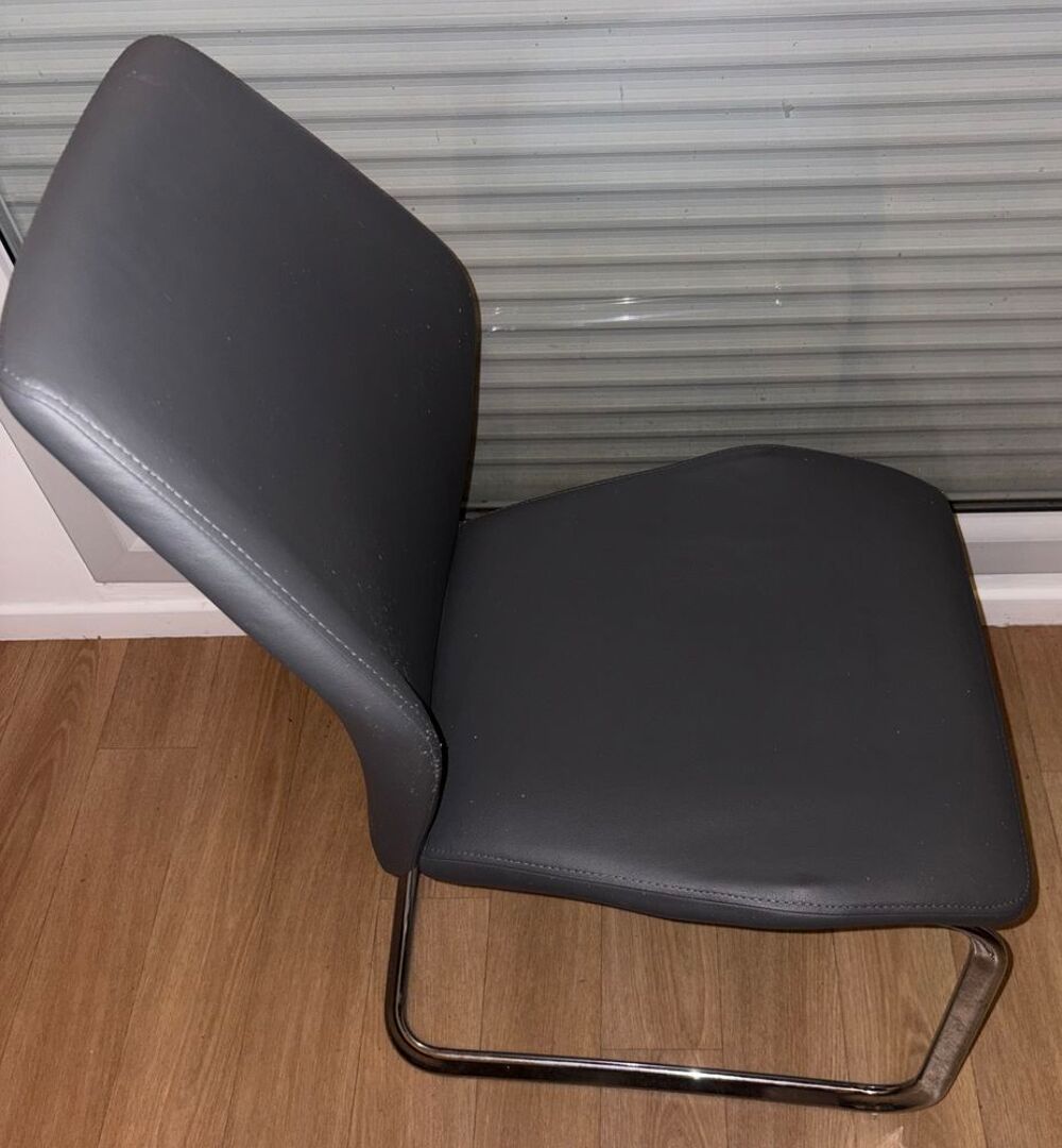 Lot de 4 chaises Meubles