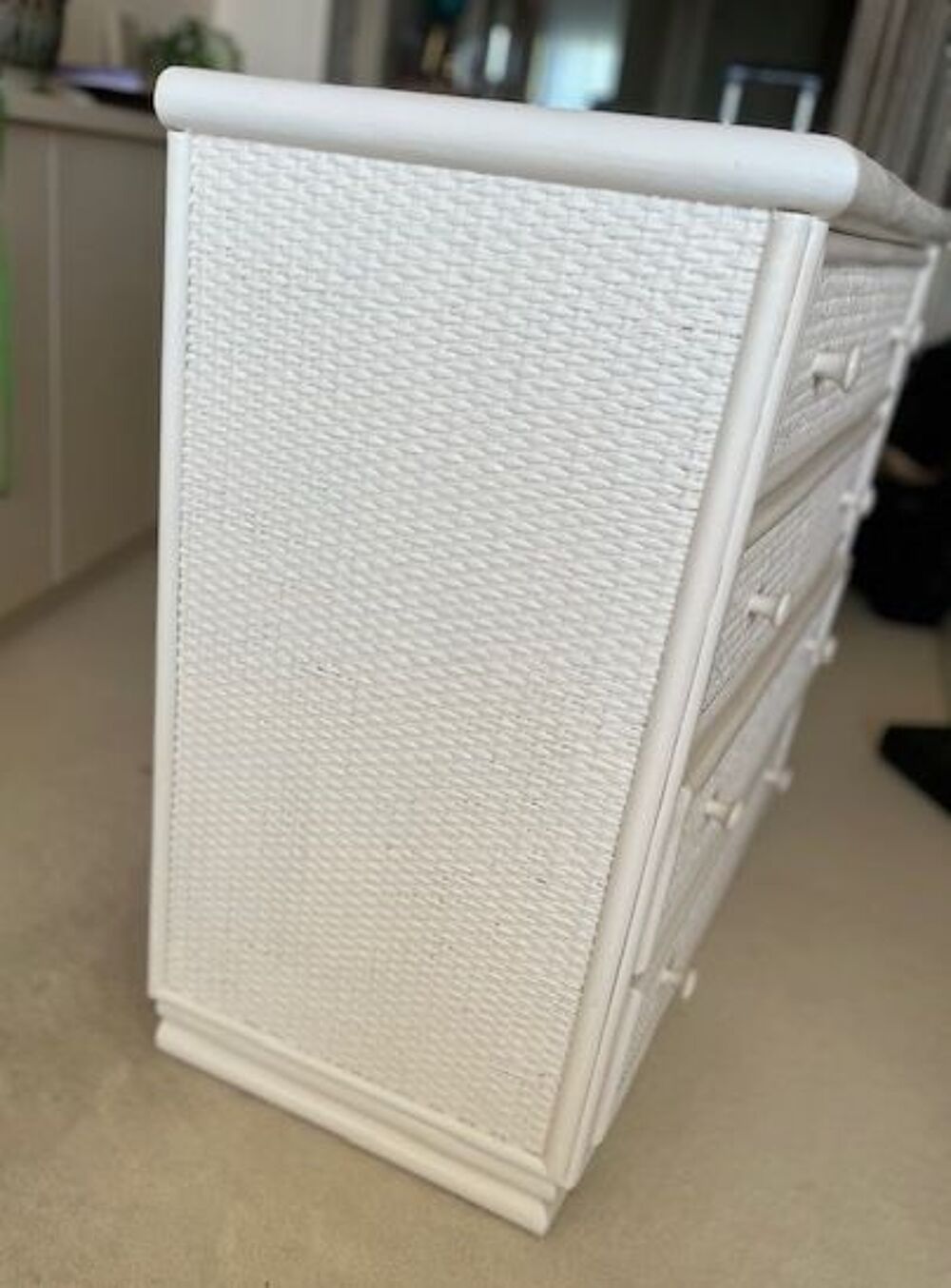 COMMODE ROTIN BLANC CASSE Meubles