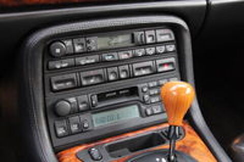 XK8 4.0i V8 2000 occasion 59310 Auchy-lez-Orchies