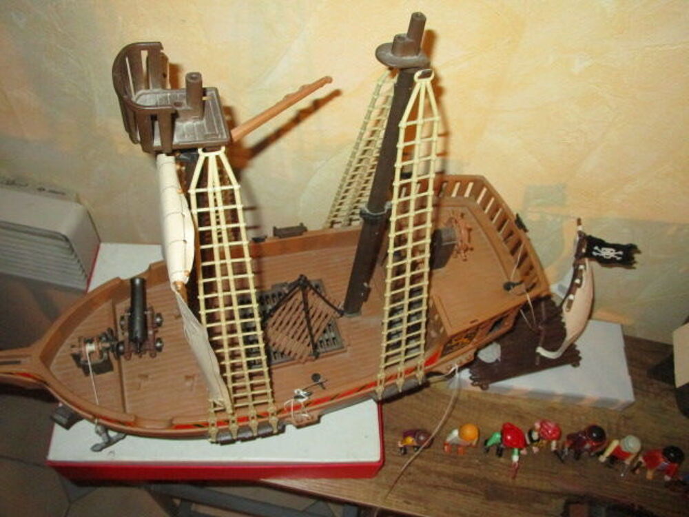 LOT VIEUX BATEAUX PIRATE PLAYMOBIL+ACCESSOIRES LOT JU28D Jeux / jouets