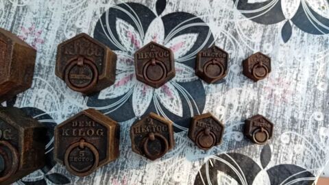 BALANCE A PLATEAUX FORCE 15 KG AVEC SERIE POIDS EN FONTE 40 Toulon (83)