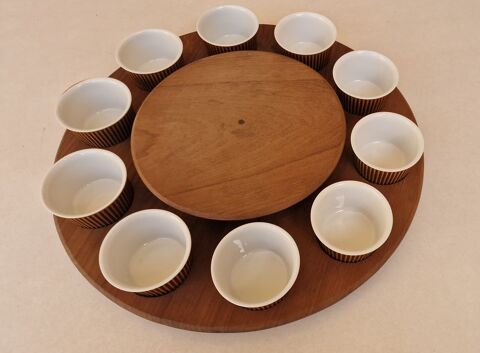 Grand plateau  tournant  en  teck  avec  10  ramequins 50 Rognes (13)