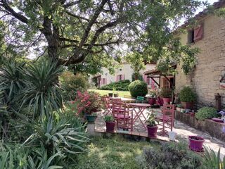  Maison � vendre 12 pi�ces 270 m�