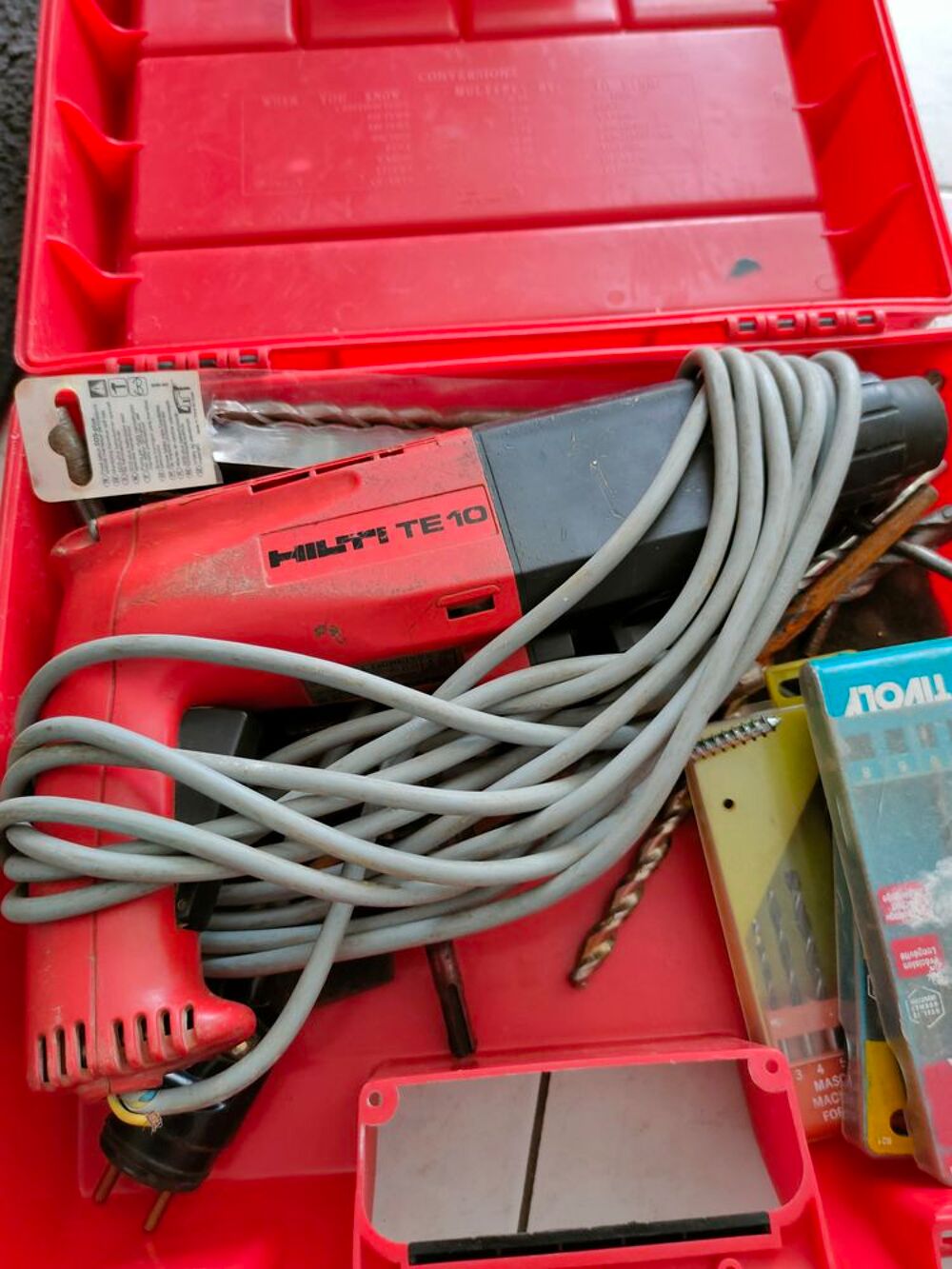 perceuse &eacute;lectrique &agrave; percussion HILTY TE 10 Bricolage