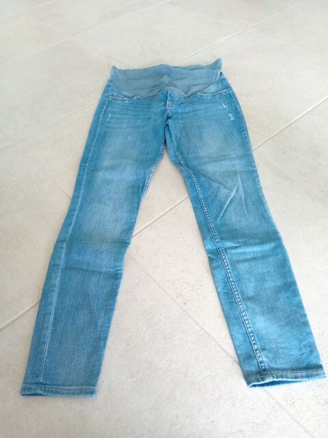 D'Jean Future M Taille 38/M       10 Saint-Dizier (52)