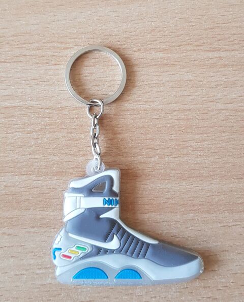 Porte clé basket sneakers nike retour vers le futur 3 Carnon Plage (34)