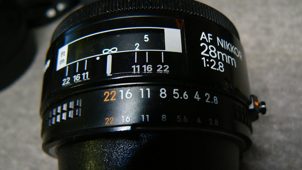 Nikon 55, 28, 100, 18-55 et 16-85 mm en bon &eacute;tat. Photos/Video/TV