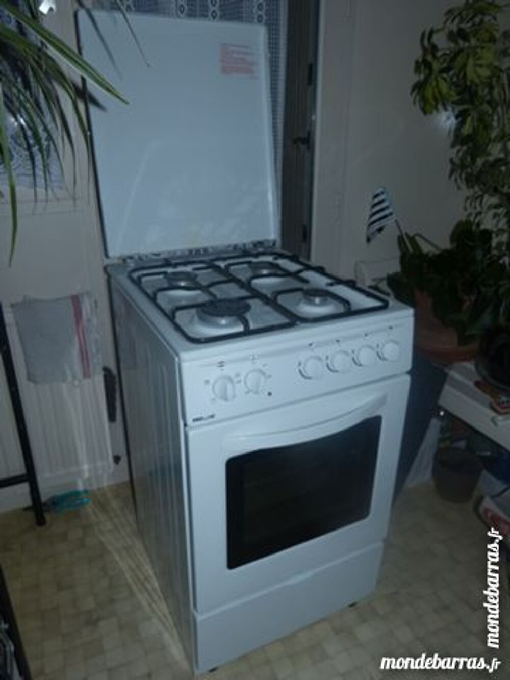 cuisini&egrave;re 4 feux gaz Proline Electroménager