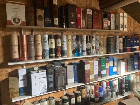 Boîtes de whisky vides (200 environ) Champenoux (54)