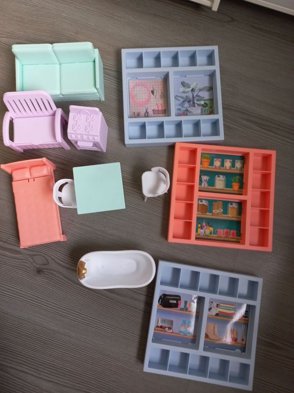 MAIDON DE POUPEES Jeux / jouets