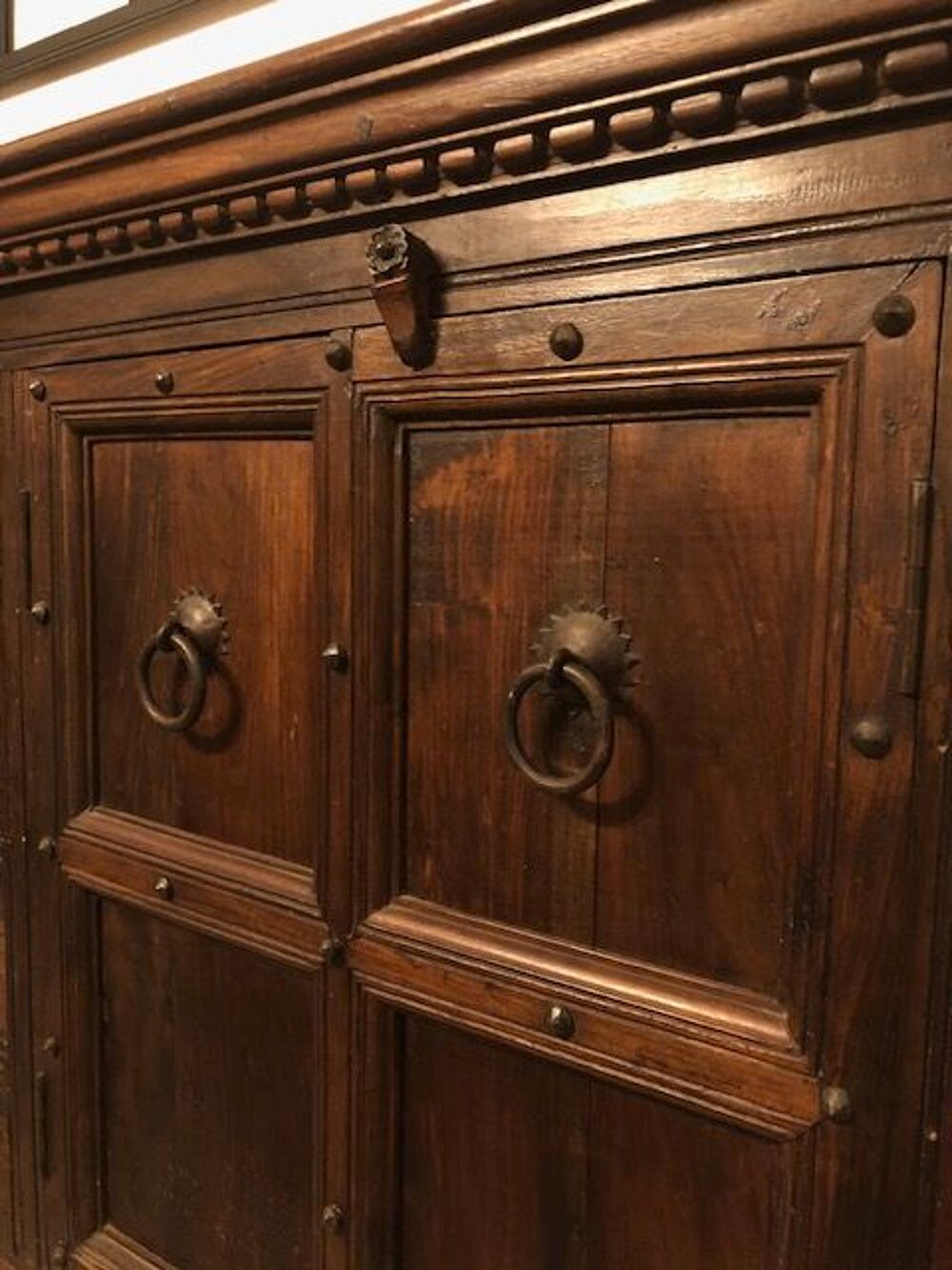 Buffet bas en bois massif style colonial Meubles