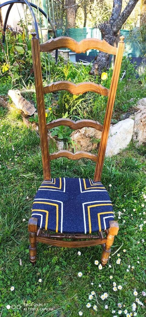 chaise nourricire  120 Sainte-Croix (12)