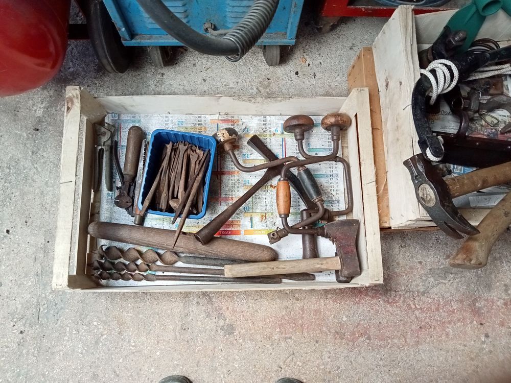 outils anciens Bricolage
