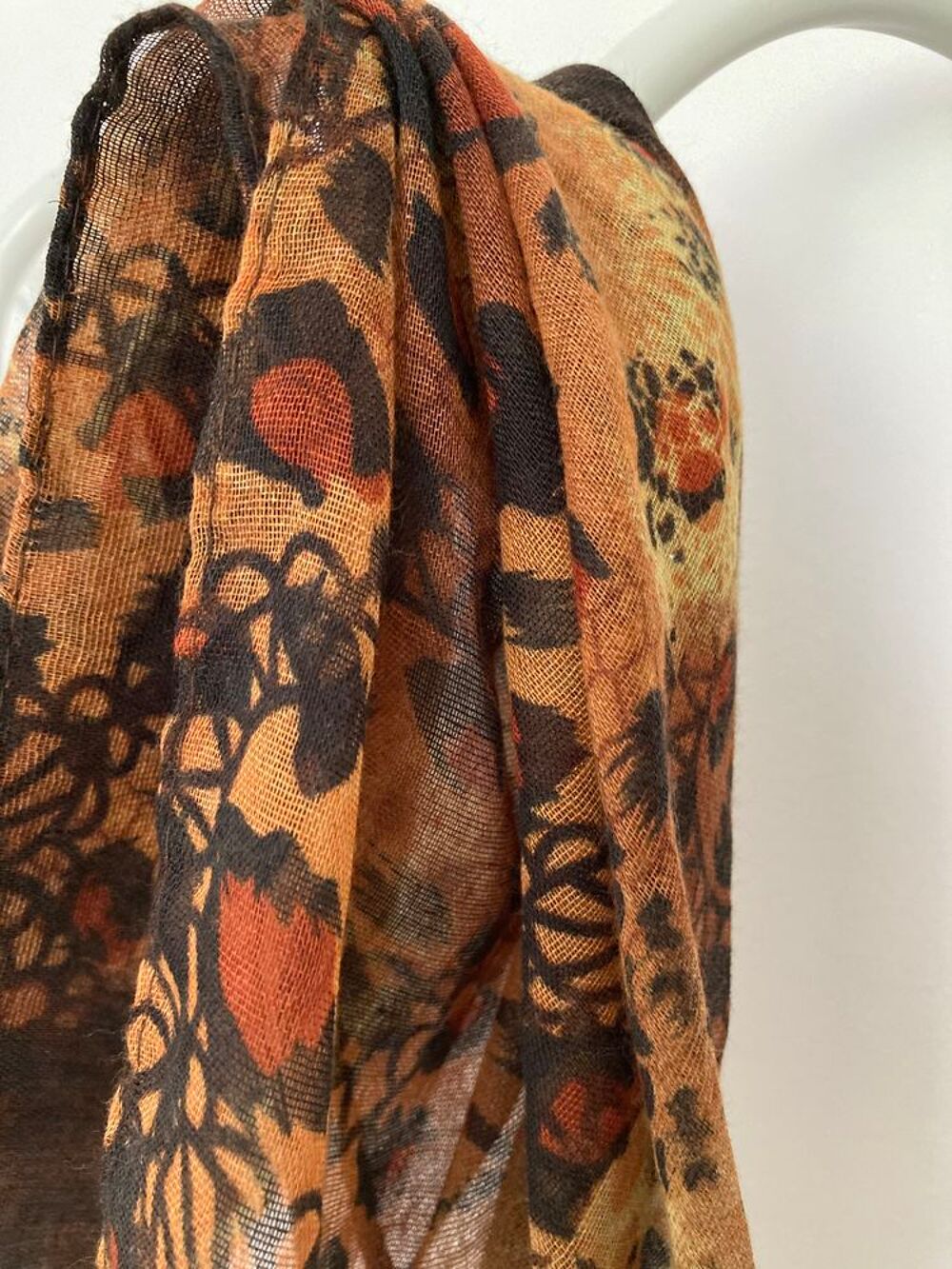 Foulard carr&eacute; imprim&eacute; Vêtements