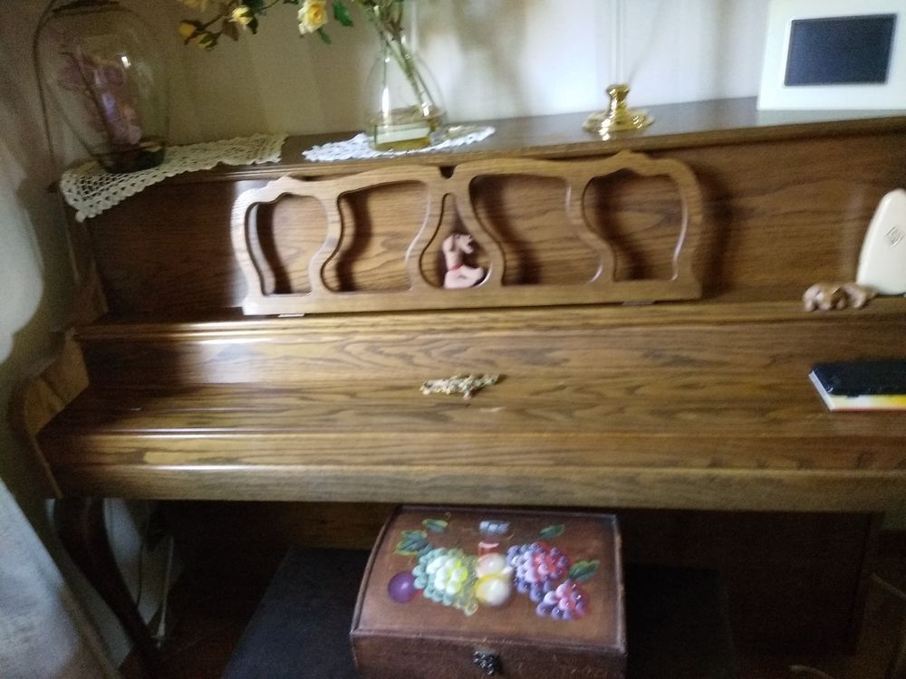 Piano Kimball. Instruments de musique