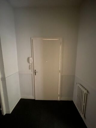  Appartement à louer 1 pièce 32 m²