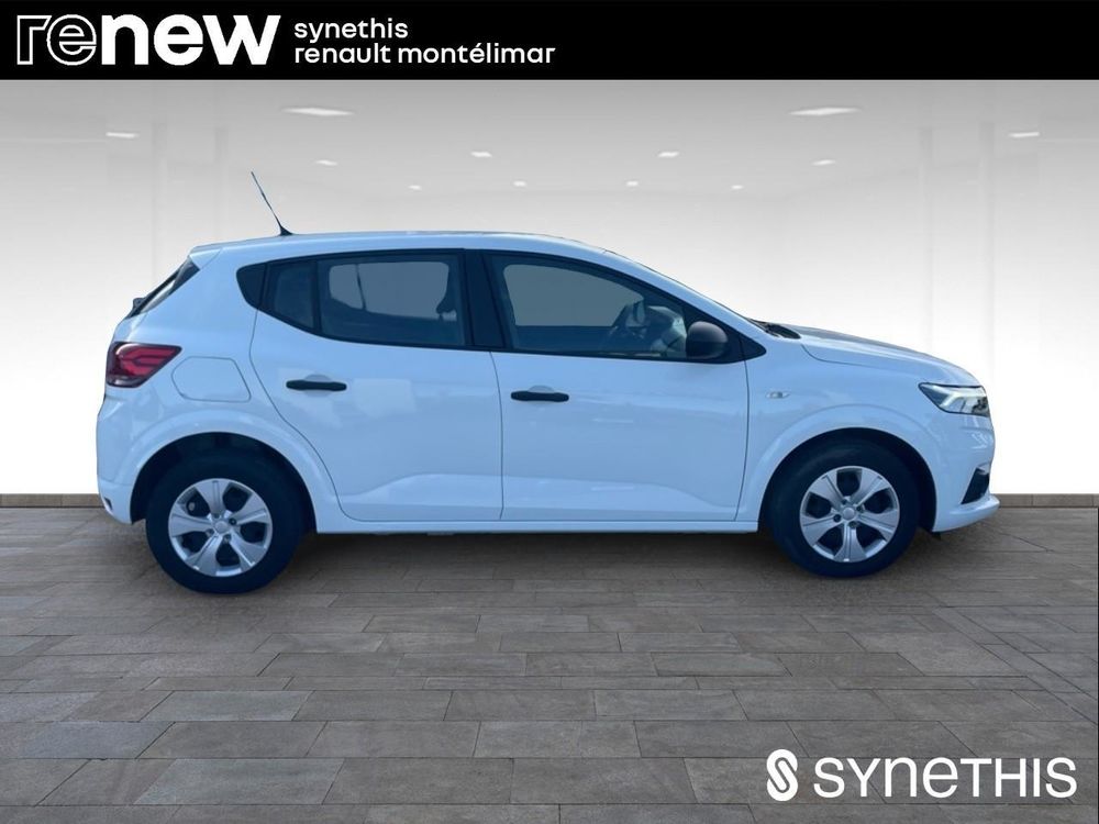 Sandero SCe 65 Essential 2023 occasion 26200 Mont&eacute;limar