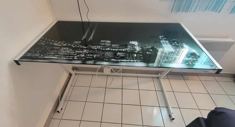 Bureau en verre tremp&eacute; Meubles