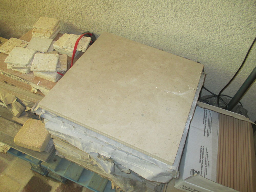 reste carrelage gr&egrave;s dalles 45x45 - total 8,5 m2 Bricolage