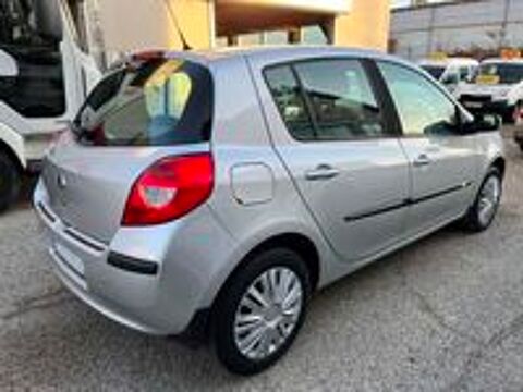 Clio III Clio 1.5 dCi 85 eco2 Exception 2 2008 occasion 42700 Firminy