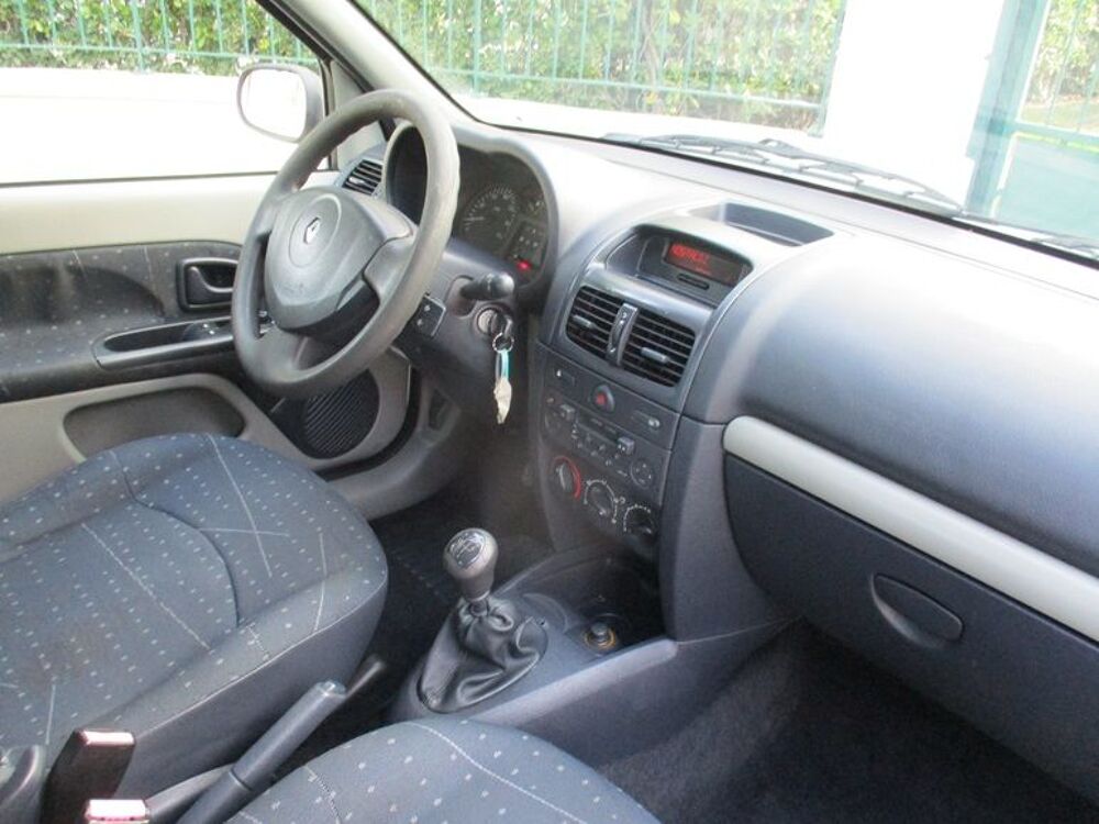 Clio II Clio 1.5 dCi - 80 Expression 2003 occasion 06600 Antibes