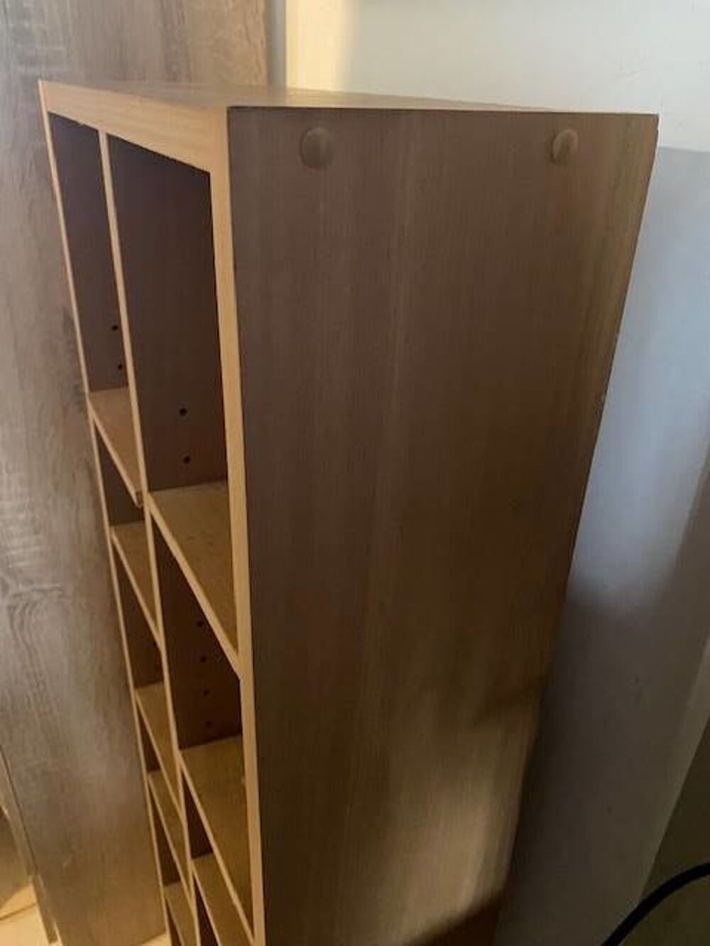 ETAGERE DE RANGEMENT LIVRES, CD OU AUTRES
Meubles