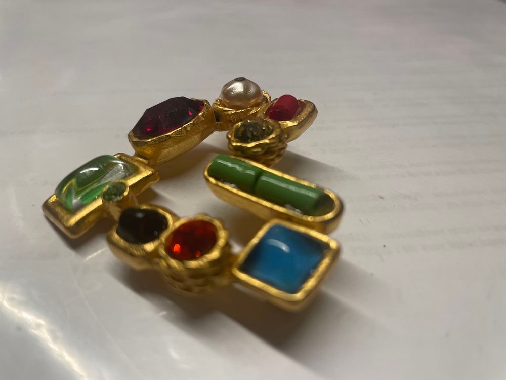 Superbe Broche coeur dor&eacute; multicolore Christian LACROIX Bijoux et montres